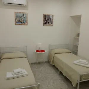 https://le-casette-di-nonna-rosa-in-fontanarossa-catania-airport.catania-hotels.net